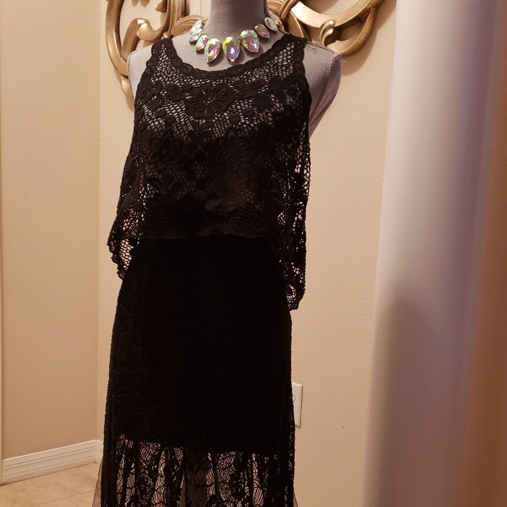 En Creme Black crochet two piece set skirt & top